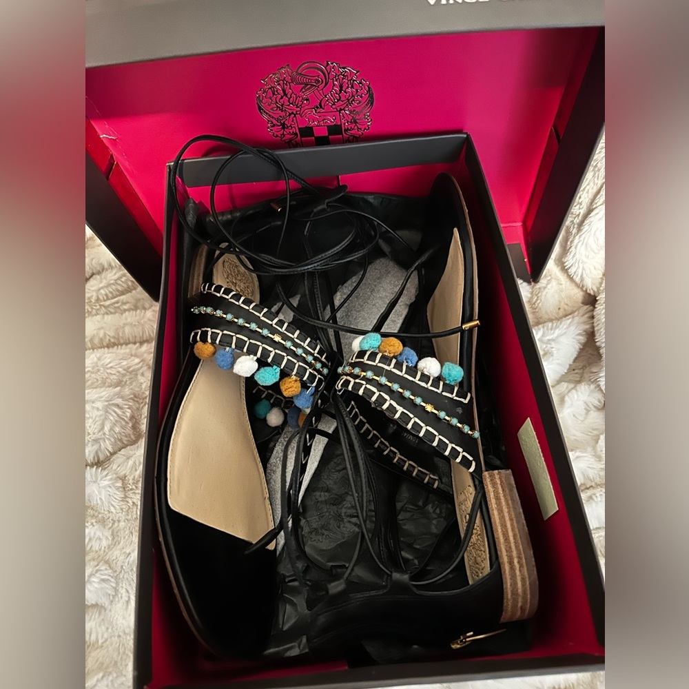 🌺Vince Camuto size 10, sandals. 🌺